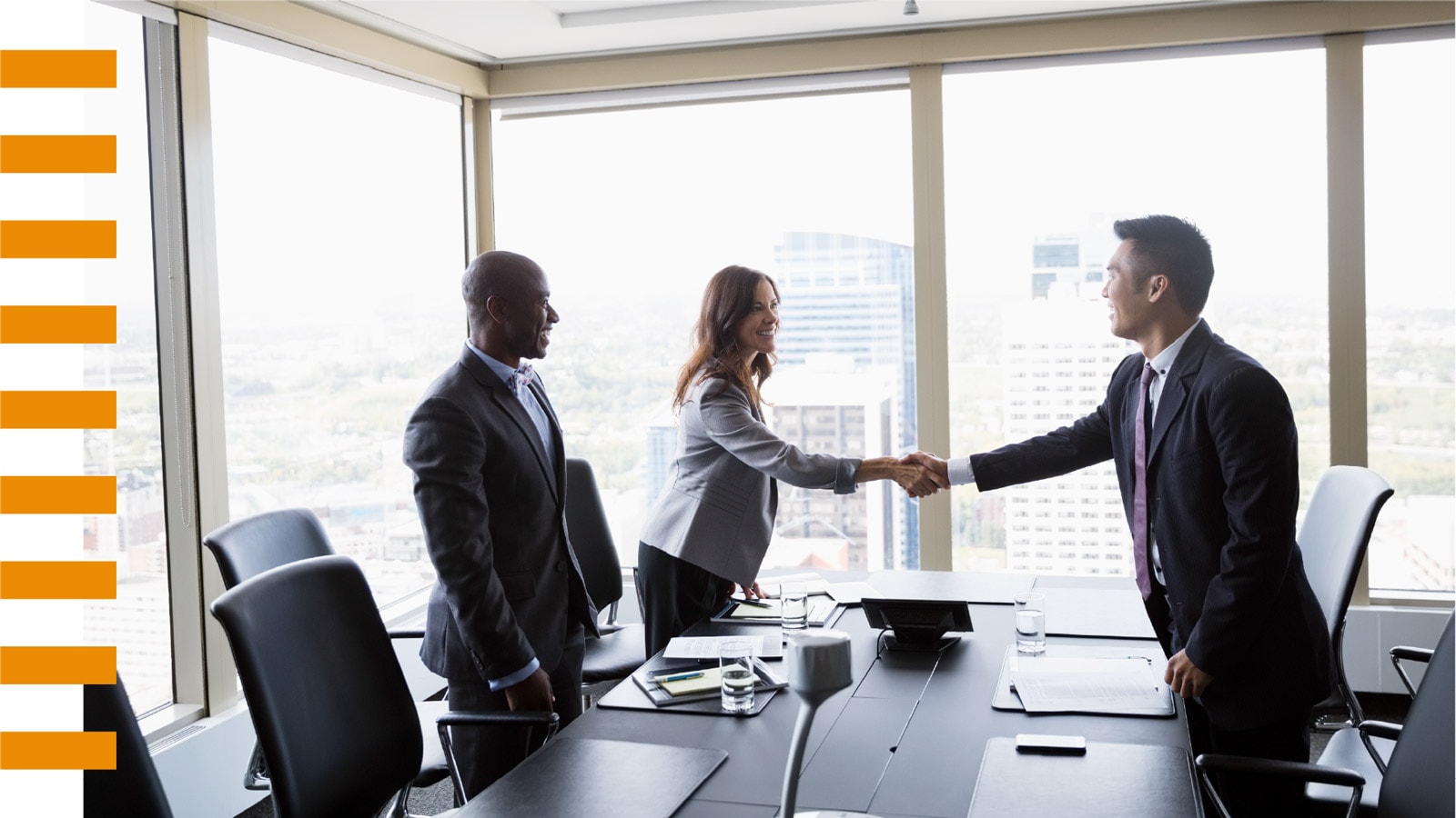 Personnes dans un bureau