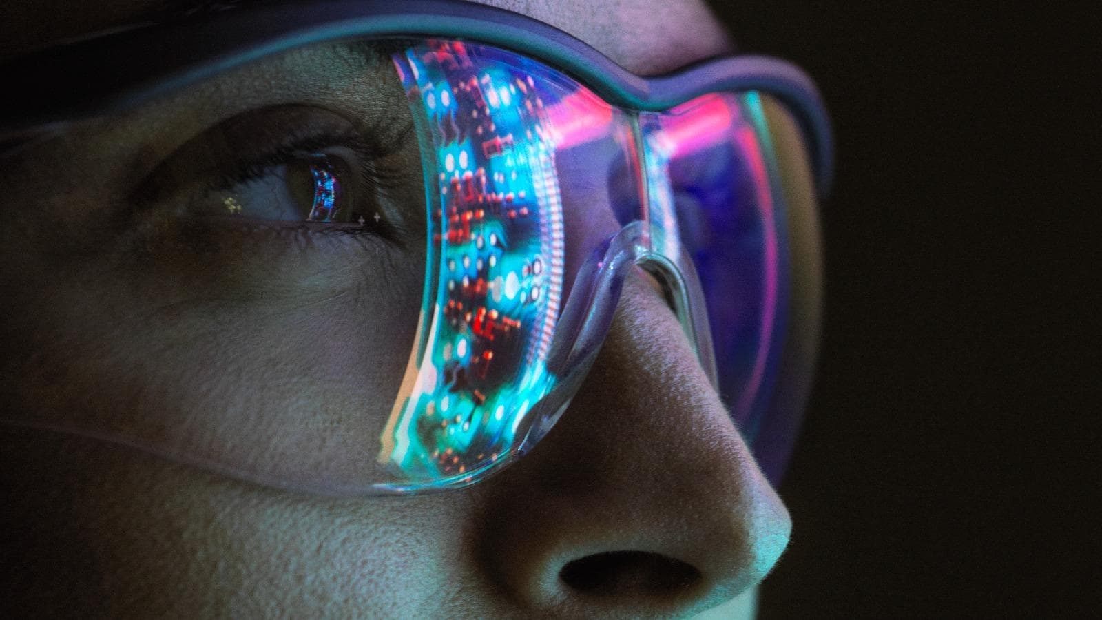 Personne avec des lunettes
