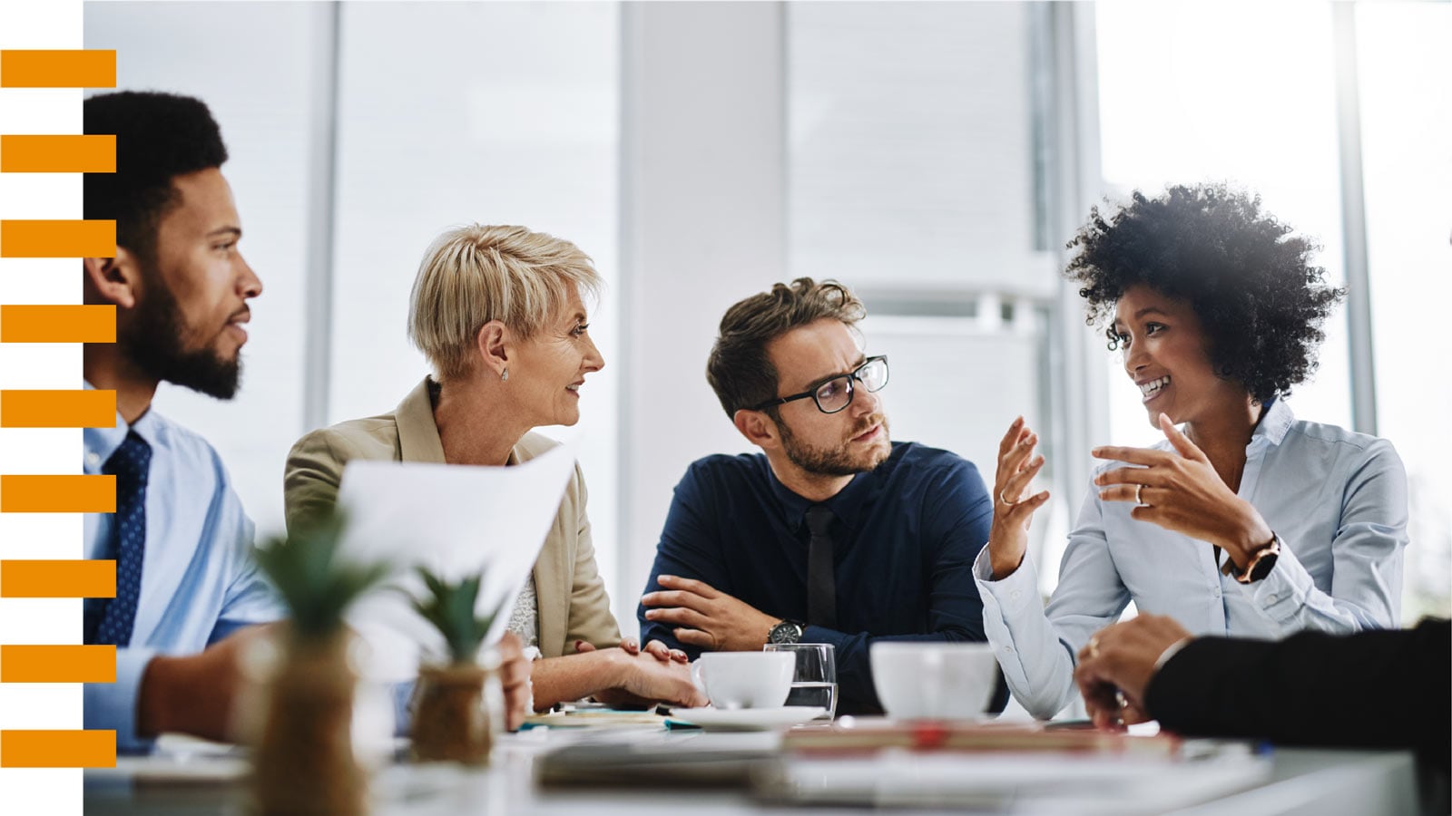 Personnes dans un bureau